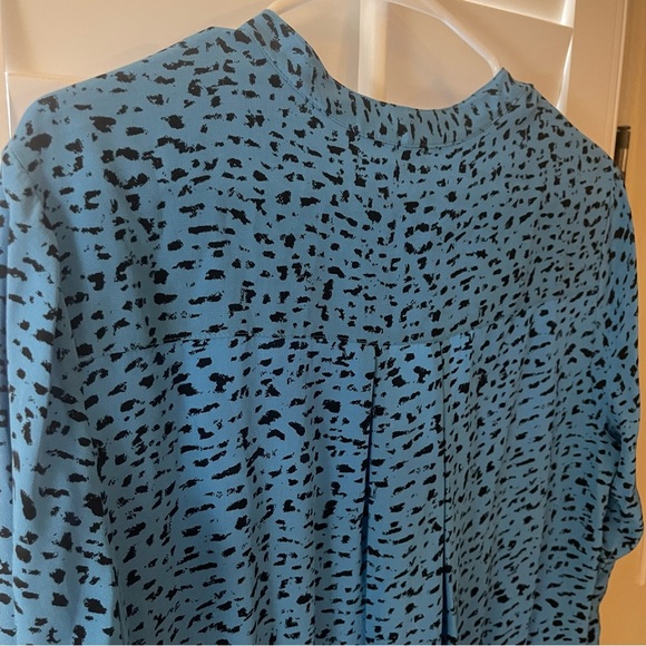 Robert Rodriguez Blue Mini Dress with Long Sleeve Cuffed Sleeves and V-Neck - Picture 10 of 11